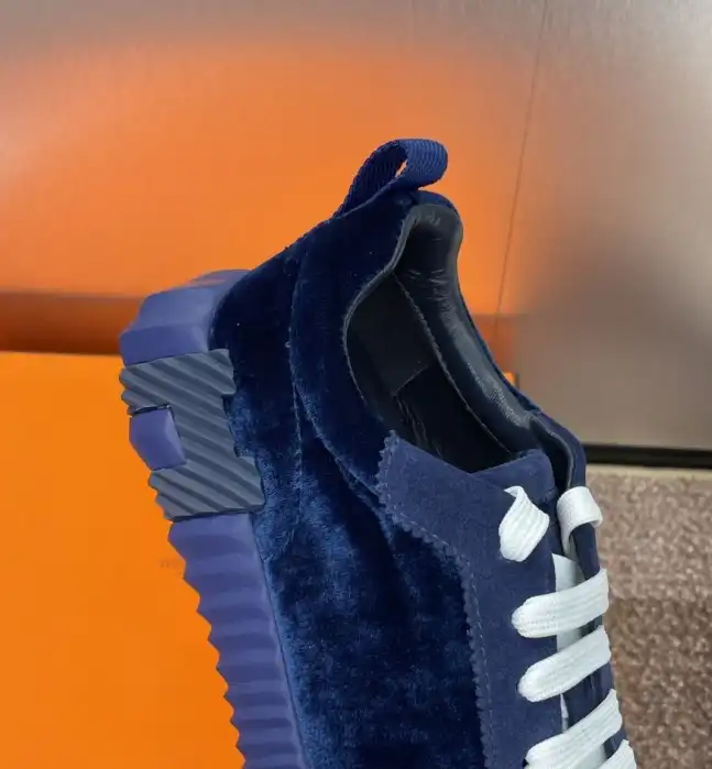 hype Hermes Casual Shoes