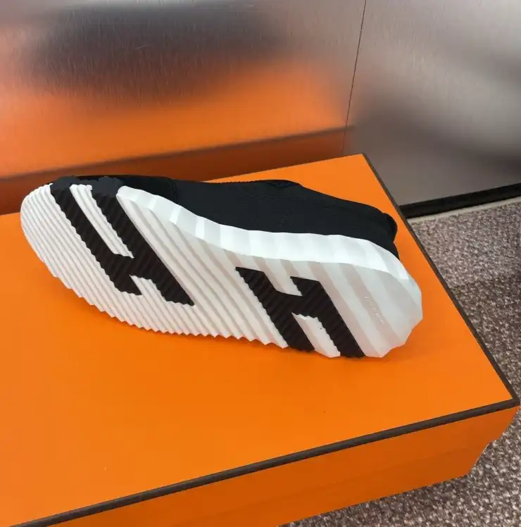 hype Hermes Casual Shoes