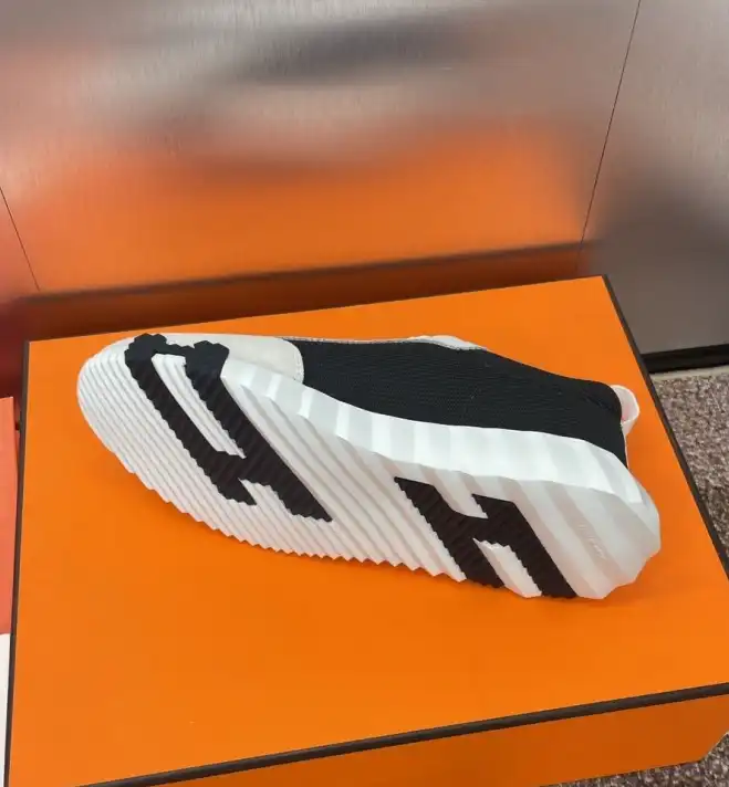 hype Hermes Casual Shoes