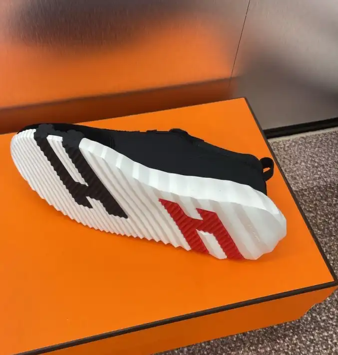 hype Hermes Casual Shoes