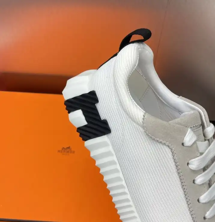 hype Hermes Casual Shoes