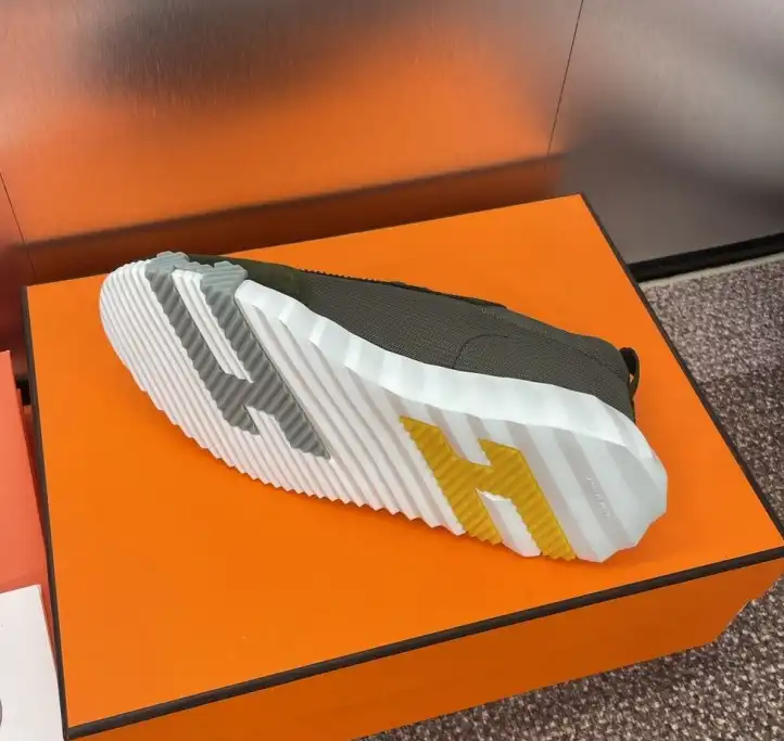 hype Hermes Casual Shoes