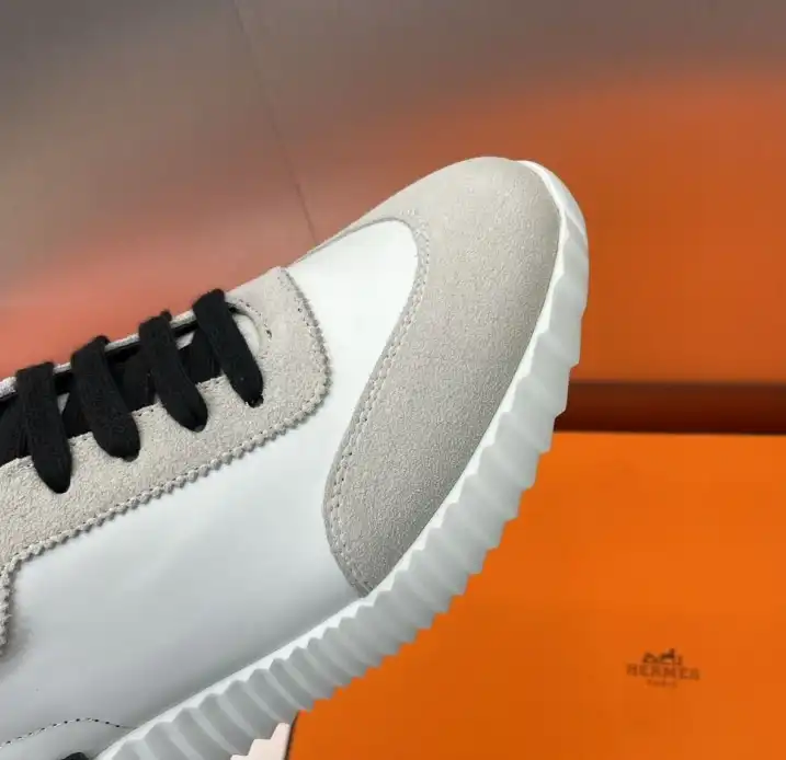 hype Hermes Casual Shoes