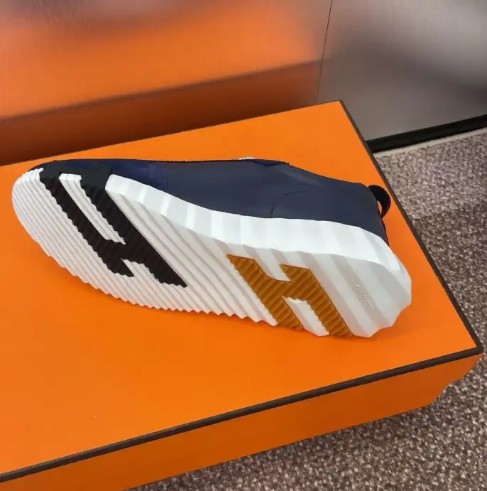 hype Hermes Casual Shoes