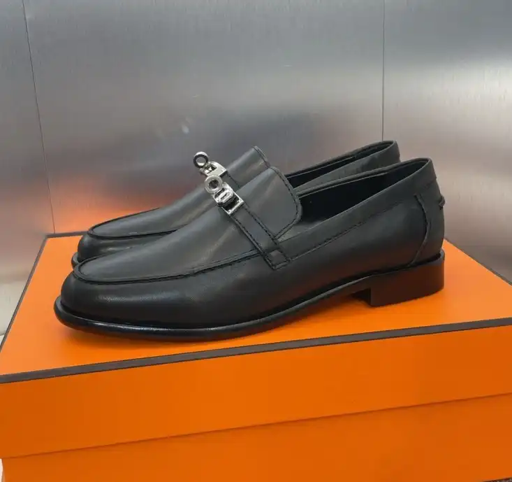 hype Hermes Leather Shoes