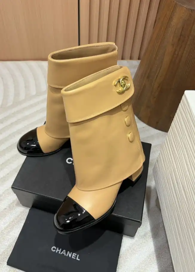 hype Chanel Boots