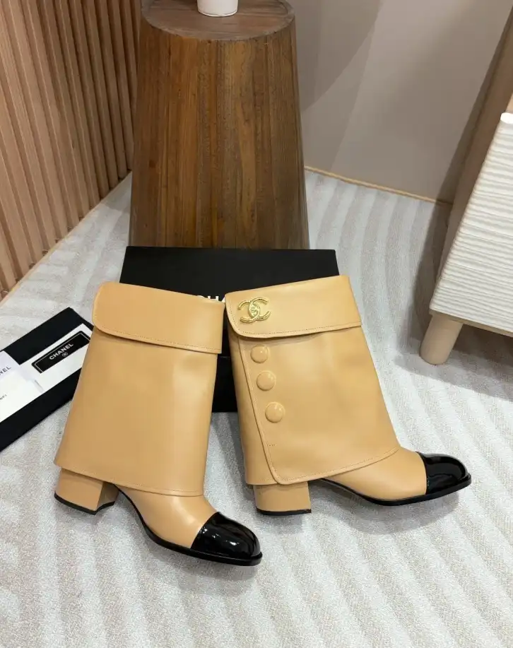 hype Chanel Boots