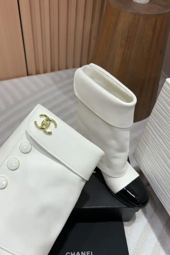 hype Chanel Boots