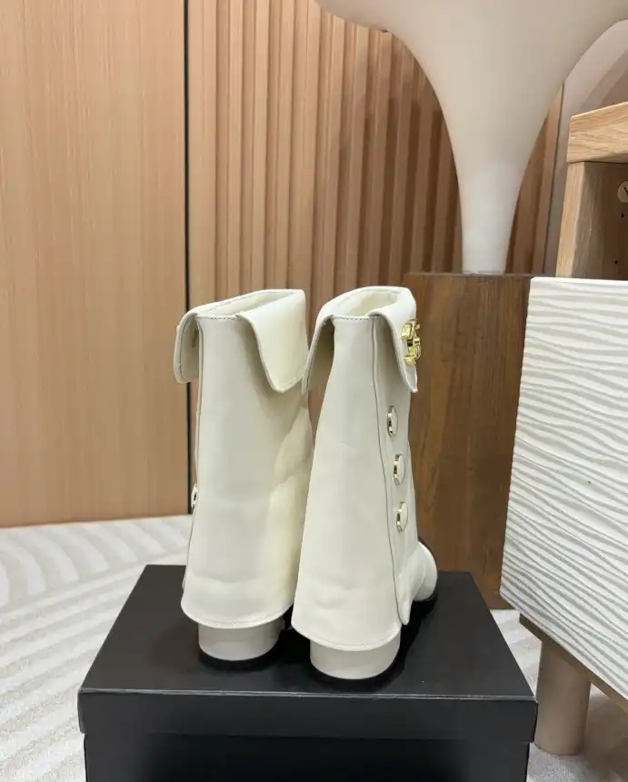 hype Chanel Boots