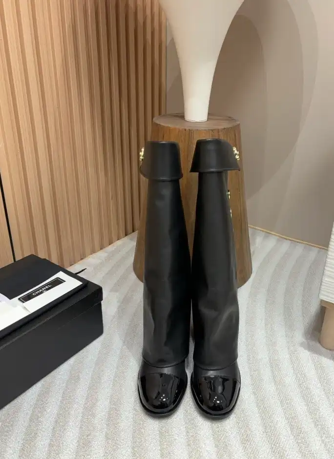 hype Chanel Boots