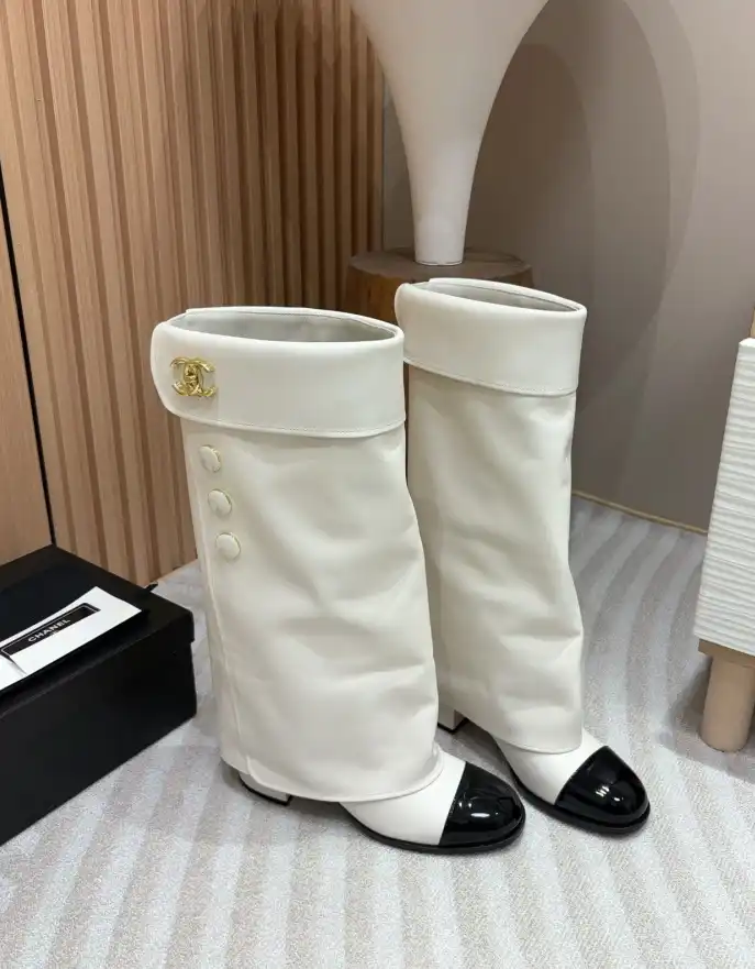 hype Chanel Boots