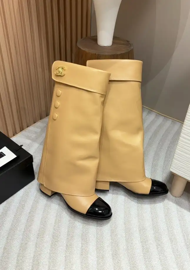 hype Chanel Boots