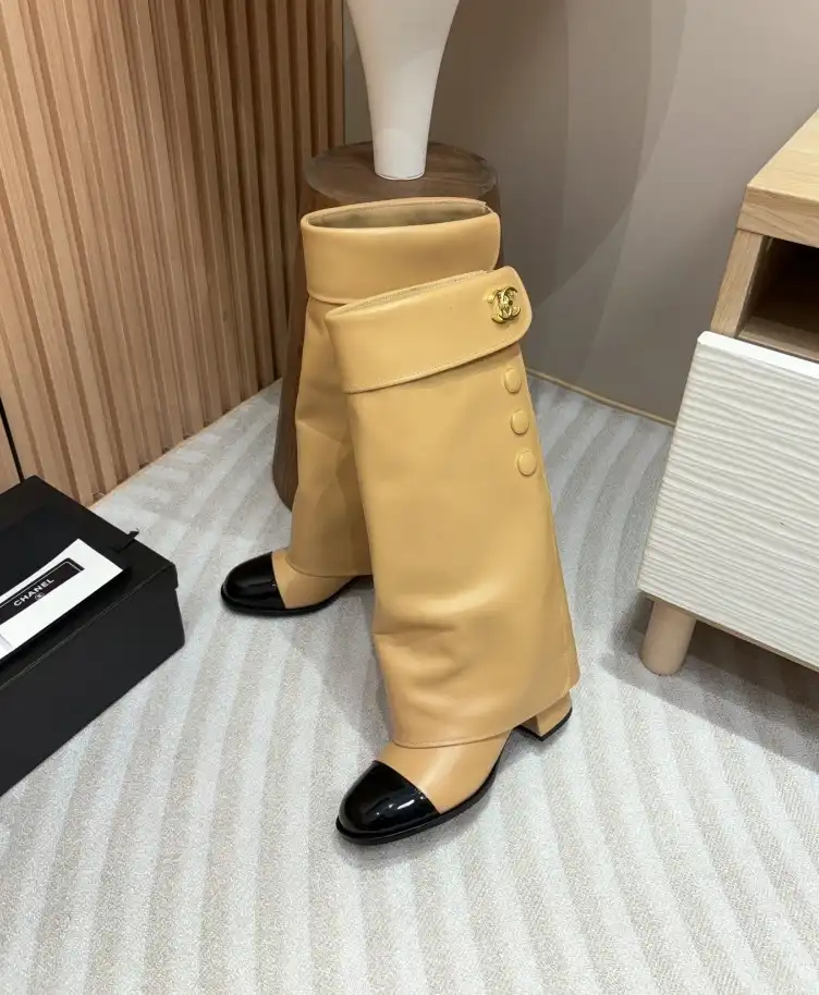 hype Chanel Boots