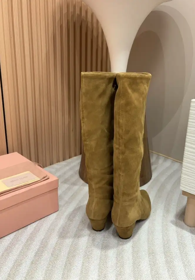 hype Miu Miu Boots