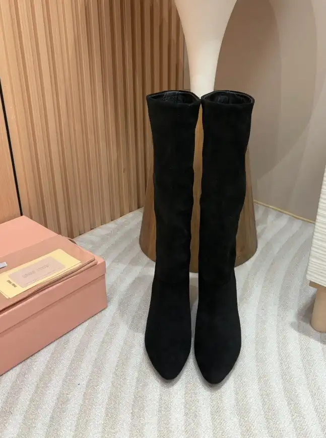 hype Miu Miu Boots