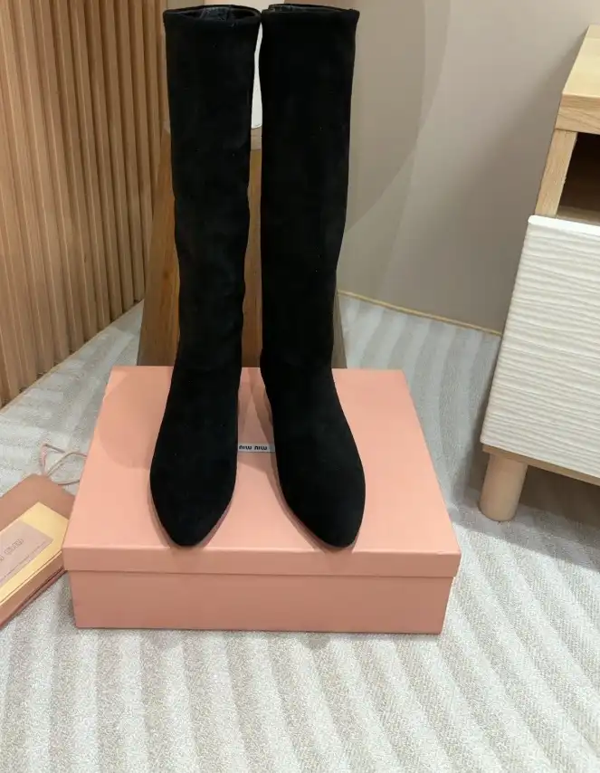 hype Miu Miu Boots