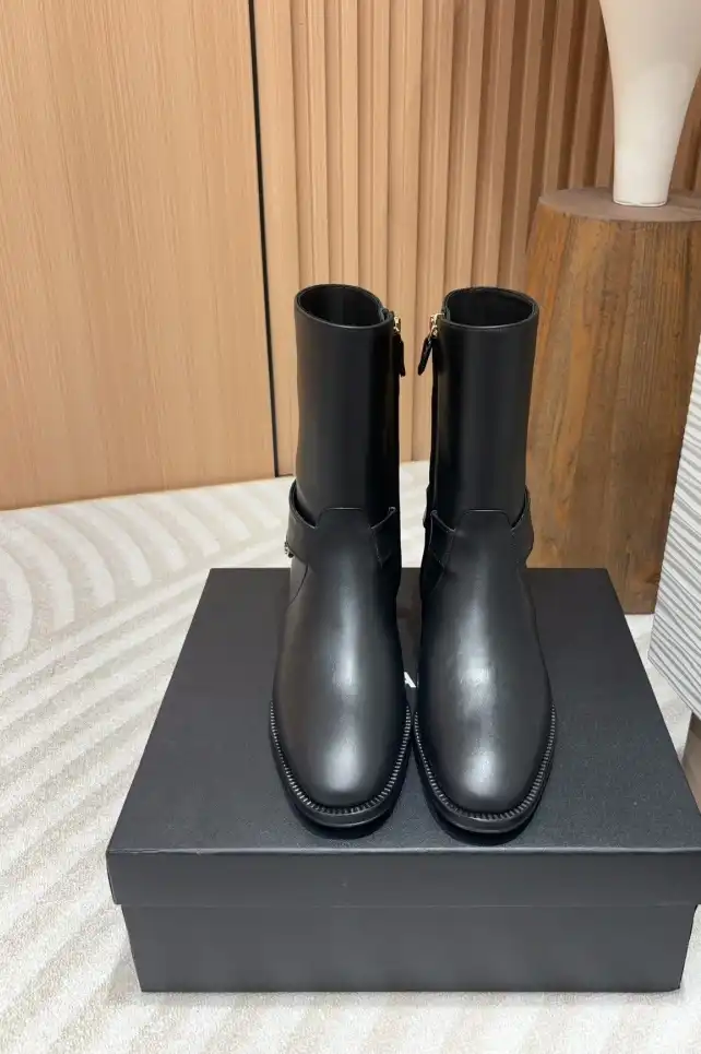 hype Chanel Boots