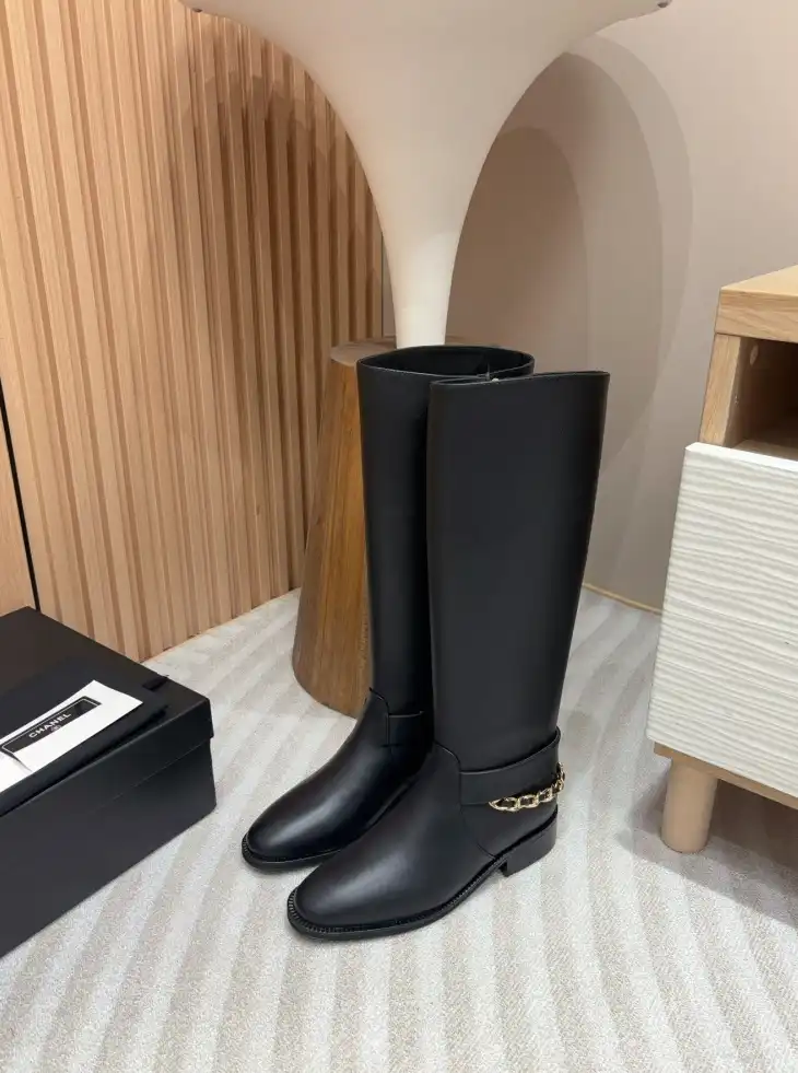 hype Chanel Boots