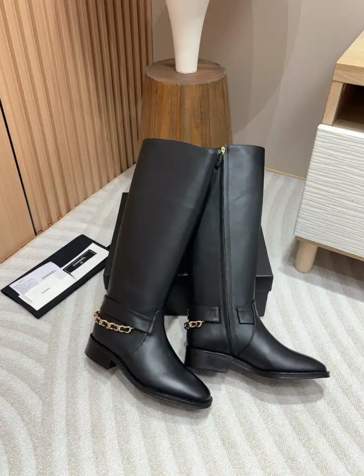 hype Chanel Boots