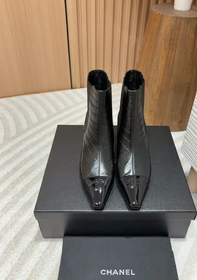 hype Chanel Boots