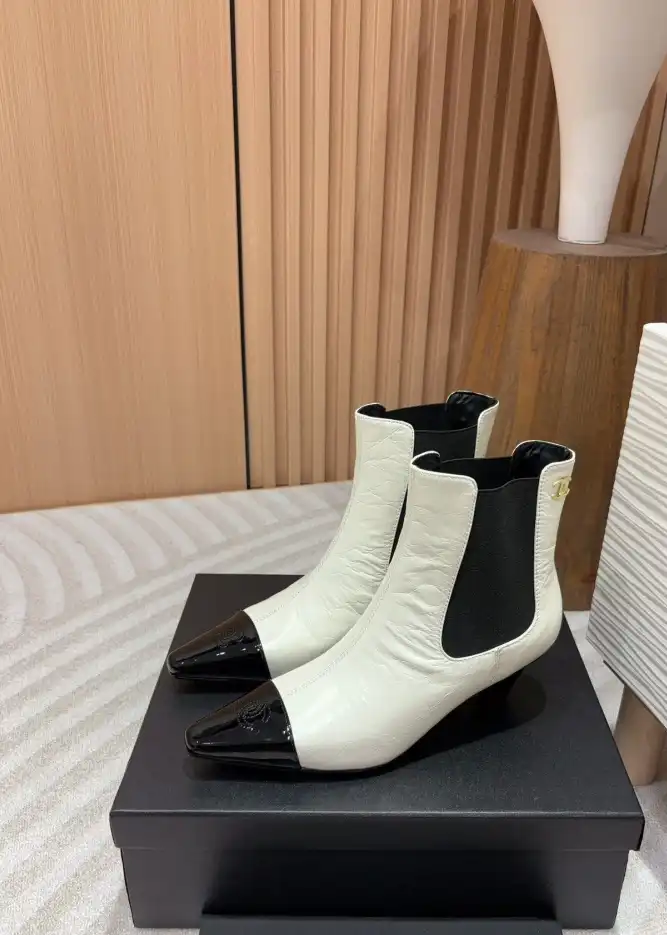 hype Chanel Boots