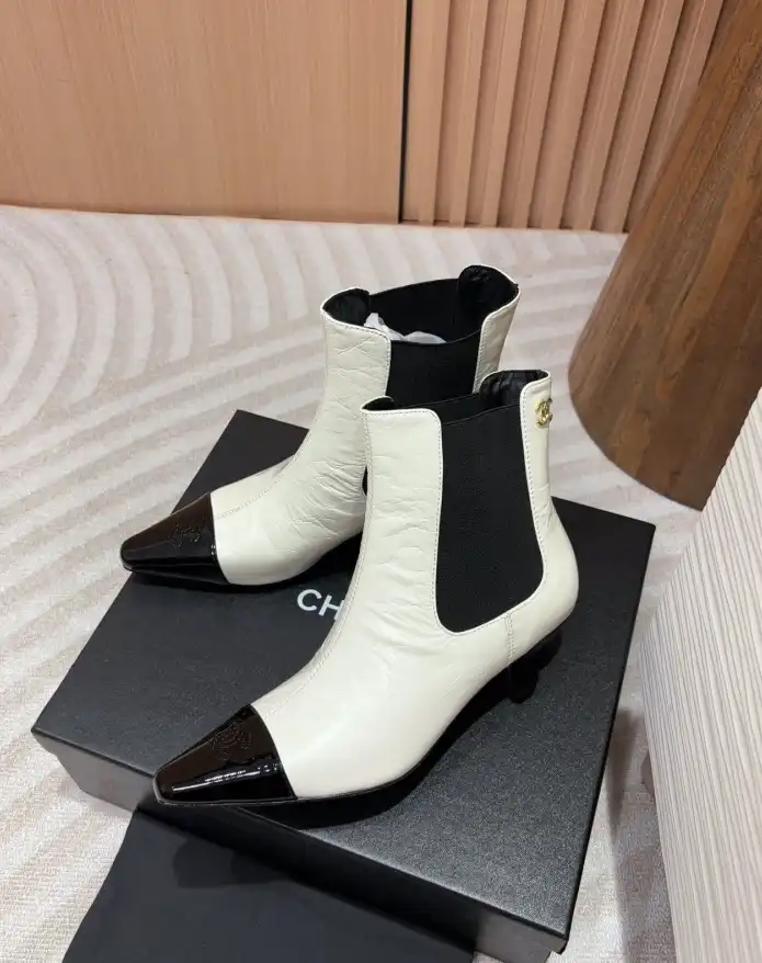 hype Chanel Boots