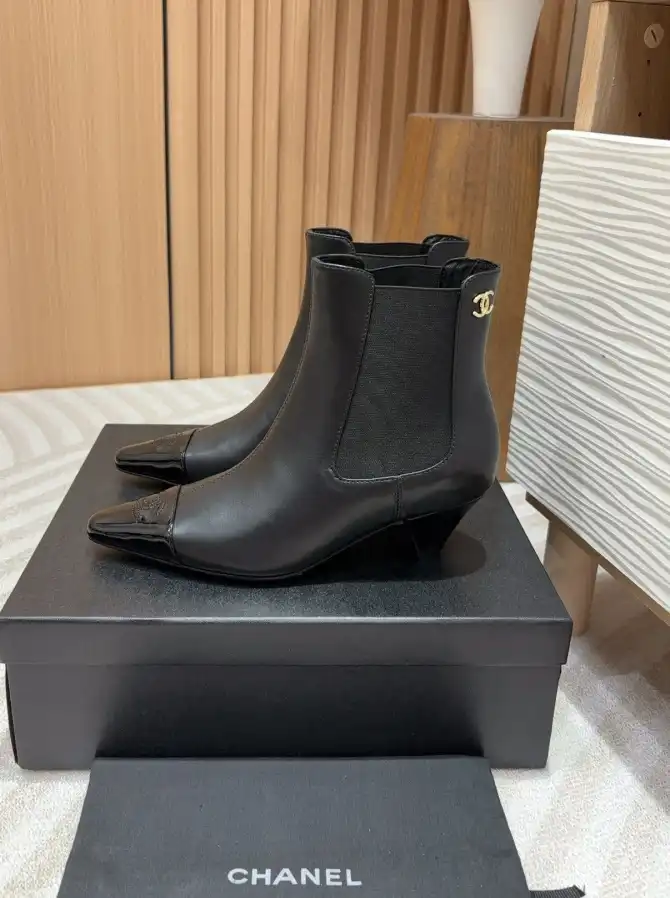 hype Chanel Boots