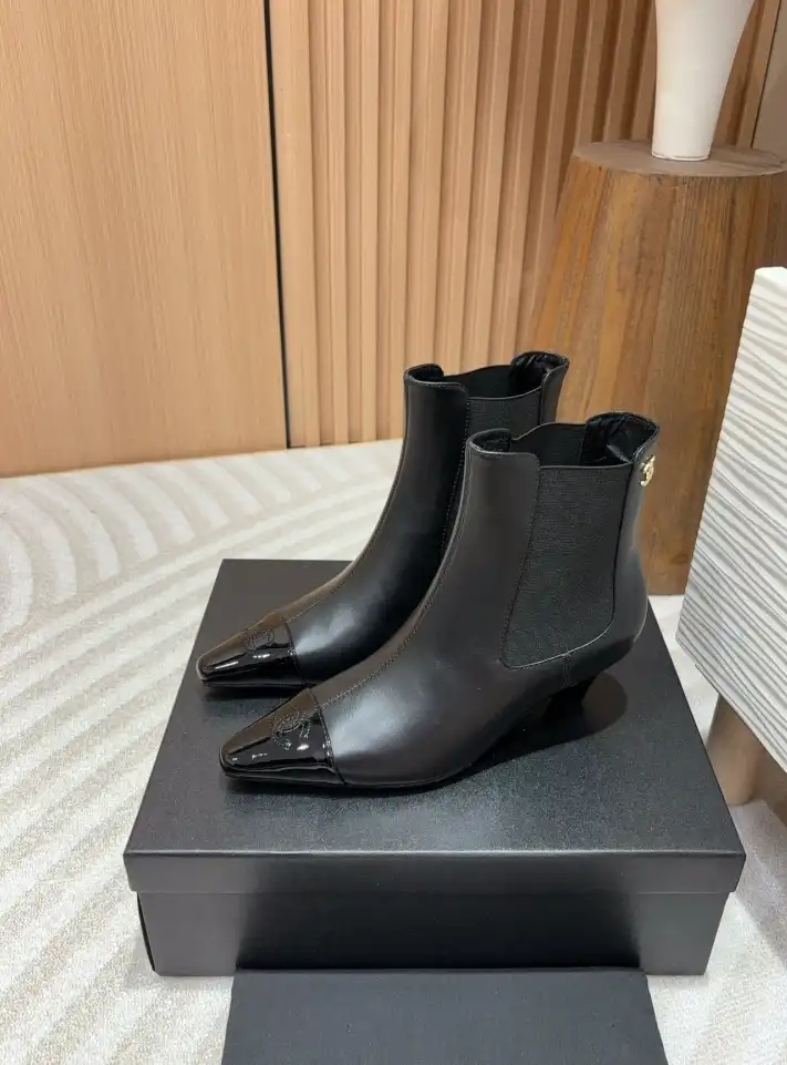 hype Chanel Boots