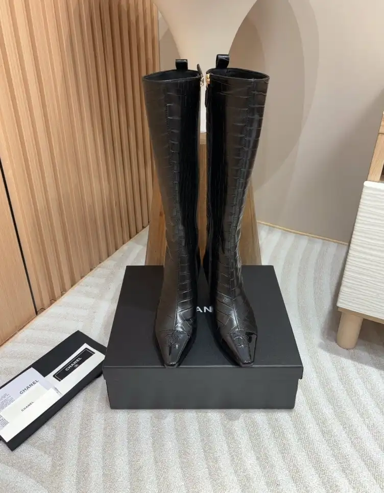 hype Chanel Boots