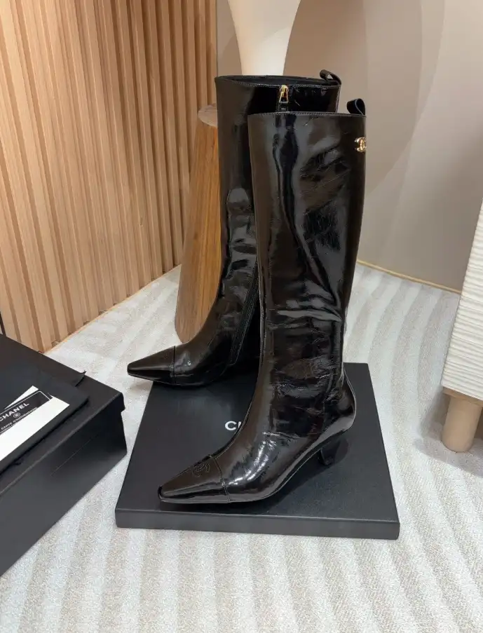 hype Chanel Boots