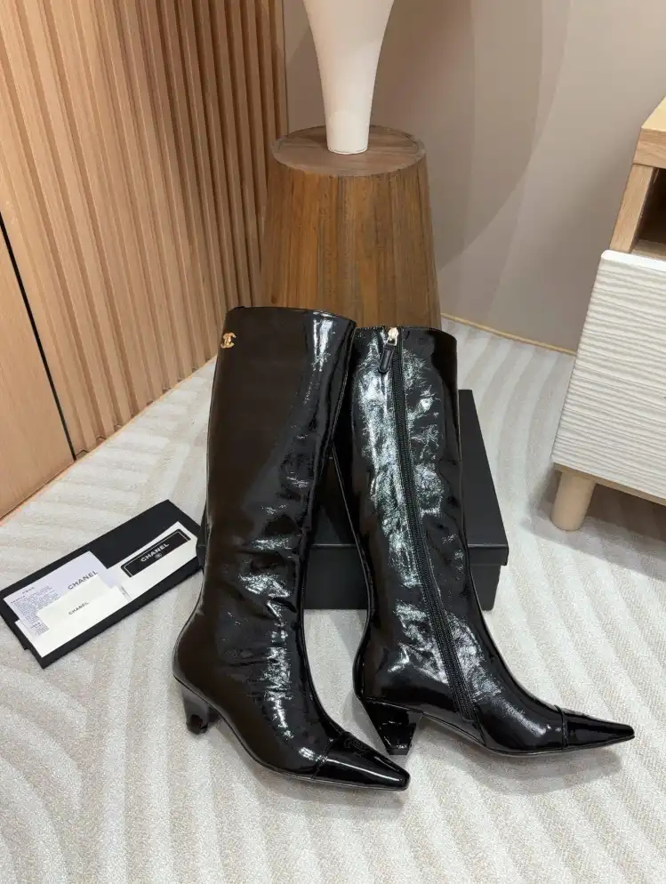 hype Chanel Boots