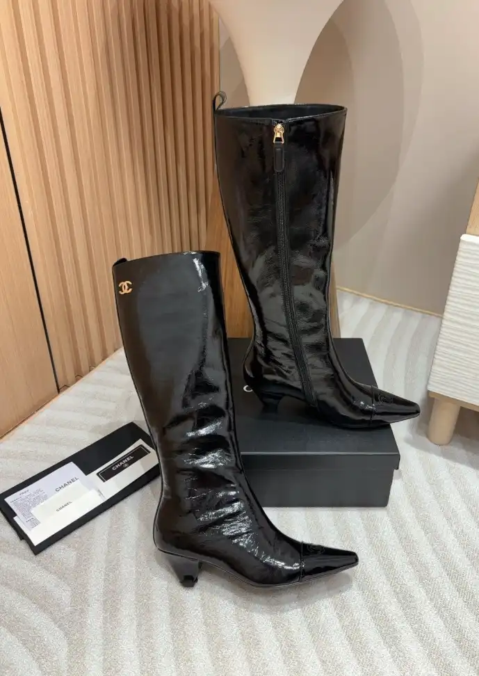 hype Chanel Boots