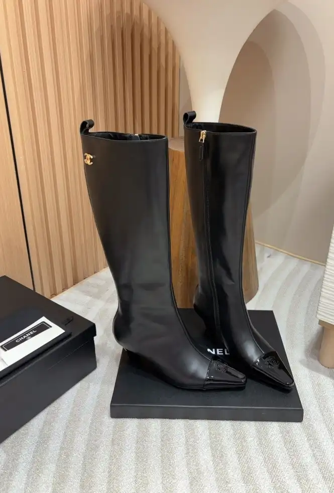 hype Chanel Boots