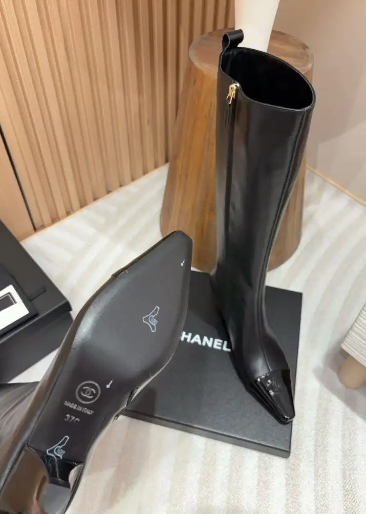 hype Chanel Boots