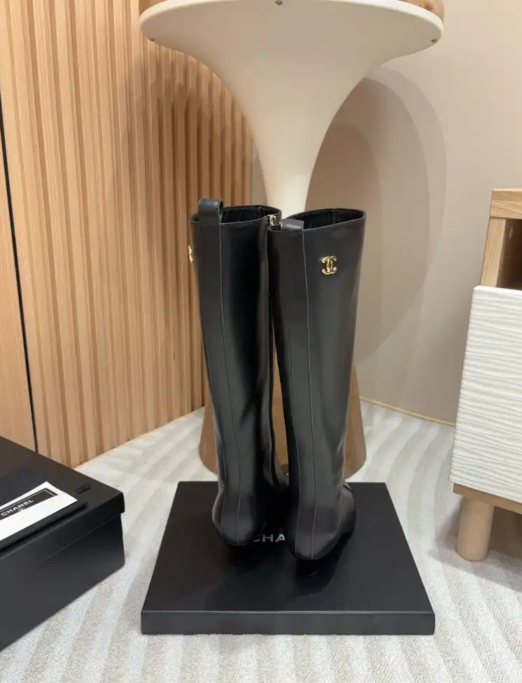 hype Chanel Boots