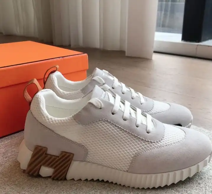 hype Hermes Casual Shoes