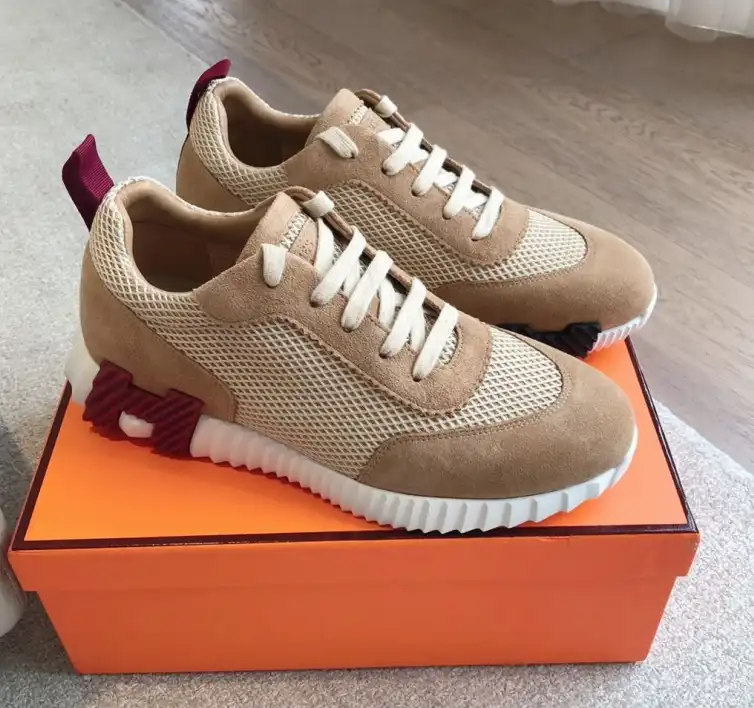 hype Hermes Casual Shoes