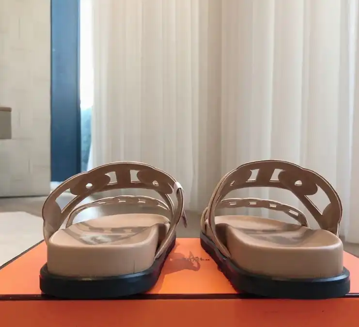 hype Hermes Slippers