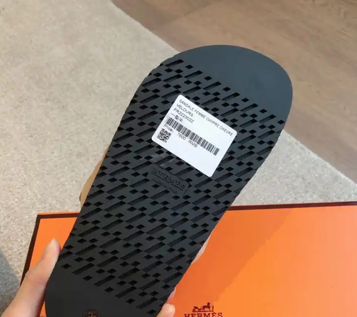 hype Hermes Slippers