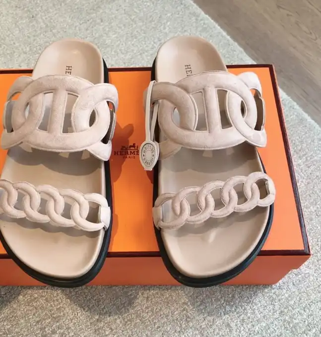 hype Hermes Slippers