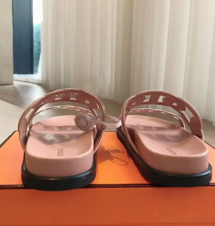 hype Hermes Slippers