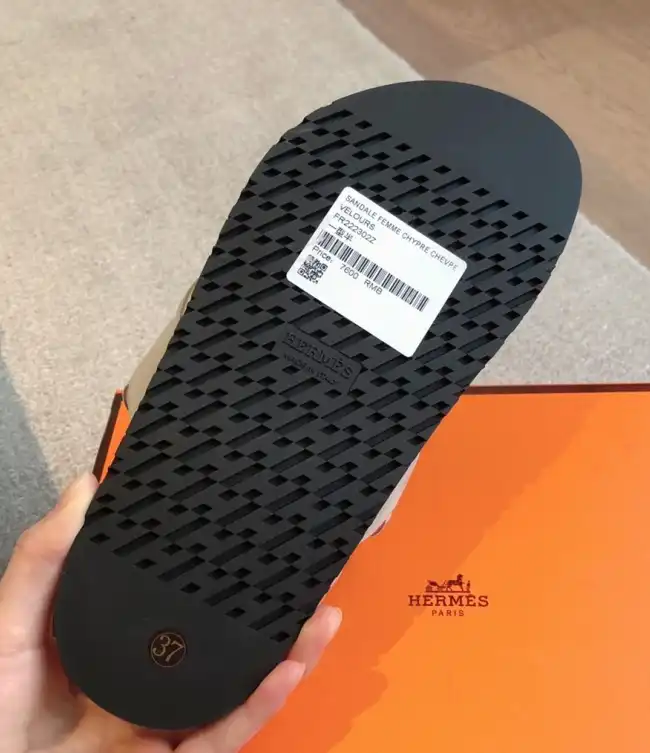 hype Hermes Slippers