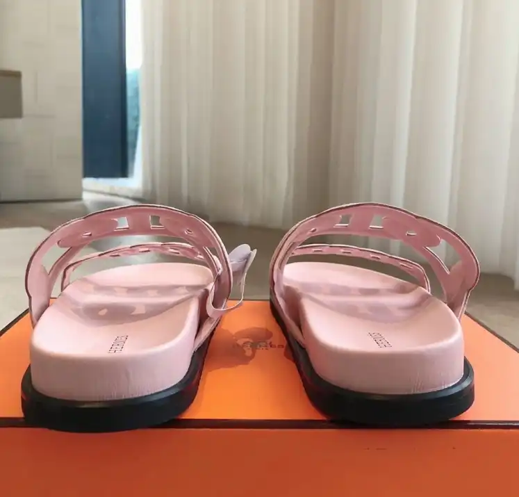 hype Hermes Slippers