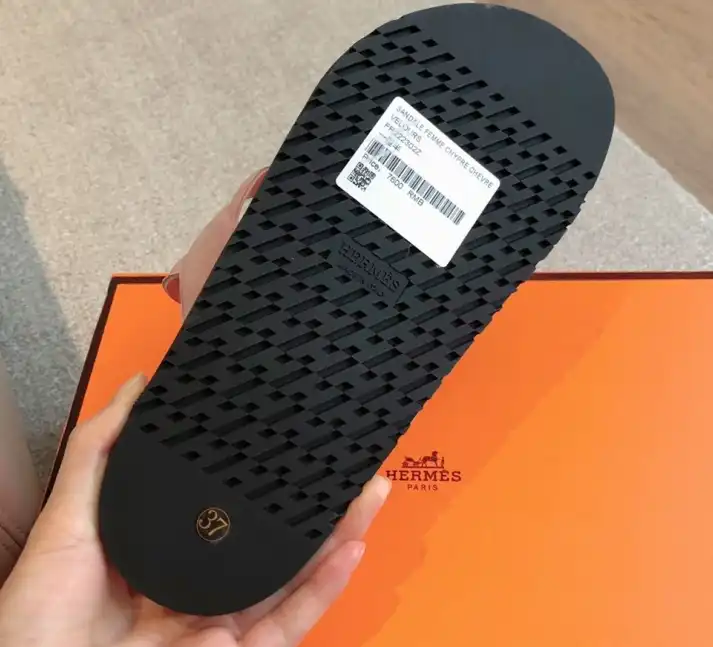 hype Hermes Slippers