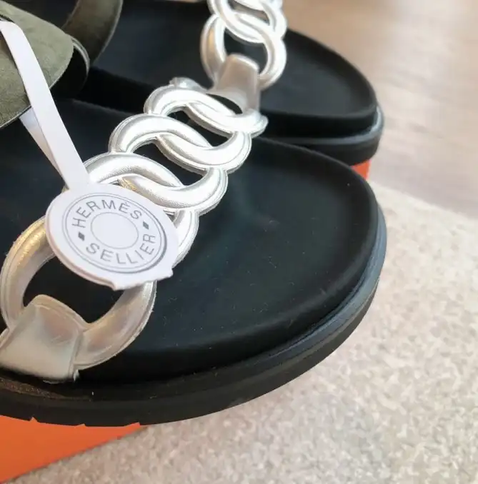 hype Hermes Slippers