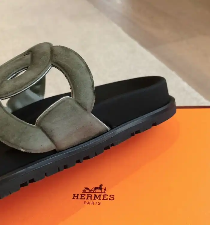 hype Hermes Slippers