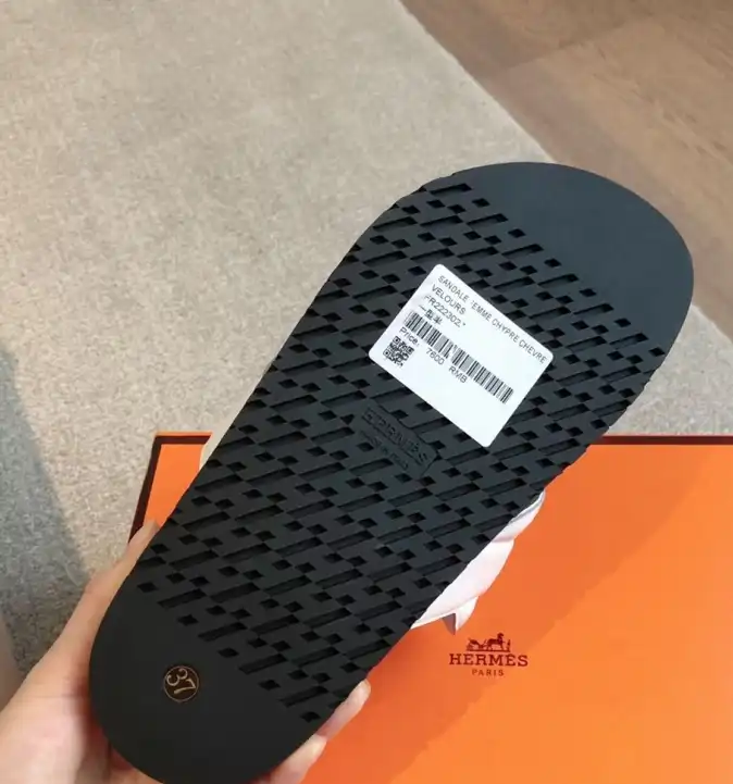 hype Hermes Slippers