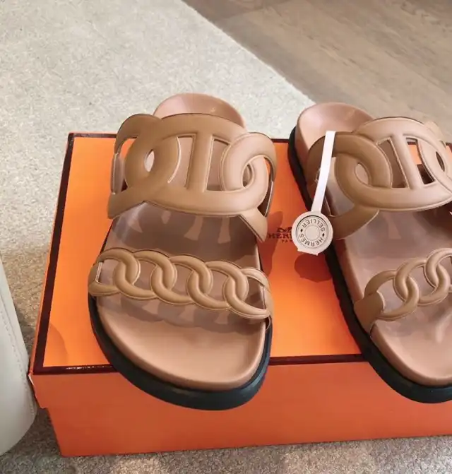 hype Hermes Slippers