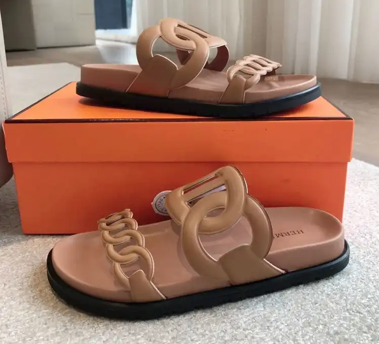 hype Hermes Slippers