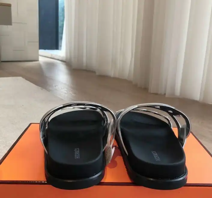 hype Hermes Slippers